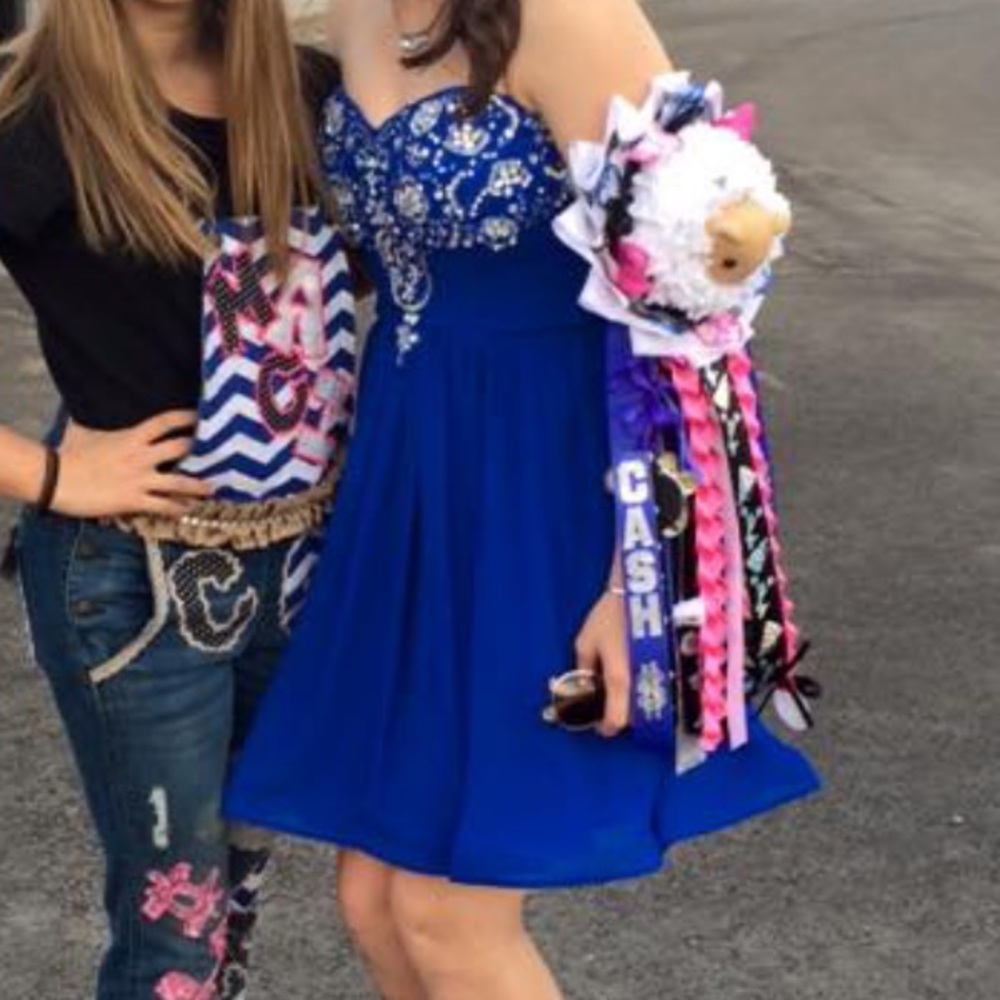 Short strapless Dress